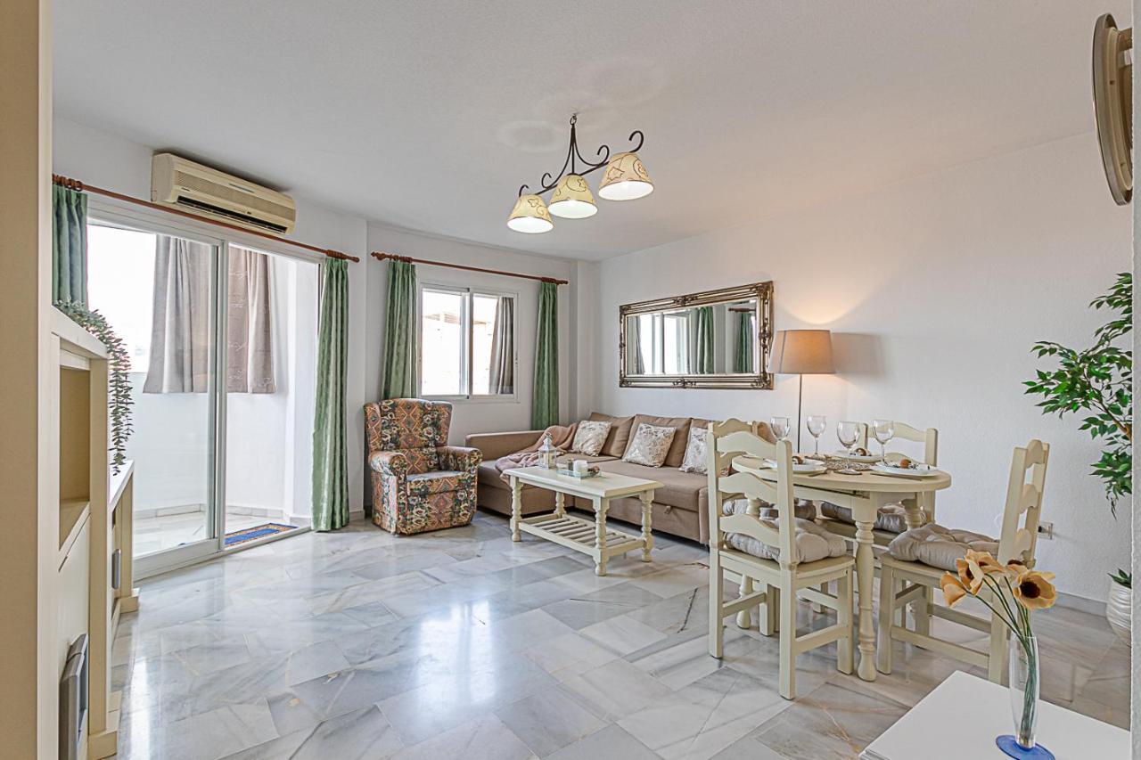 797 Holiday Rentals - Amplio Piso Para 4 En El Centro De Arroyo De La Miel Benalmádena Eksteriør billede